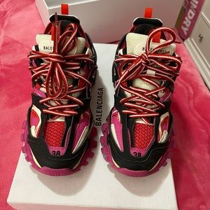 Balenciaga sneakers track